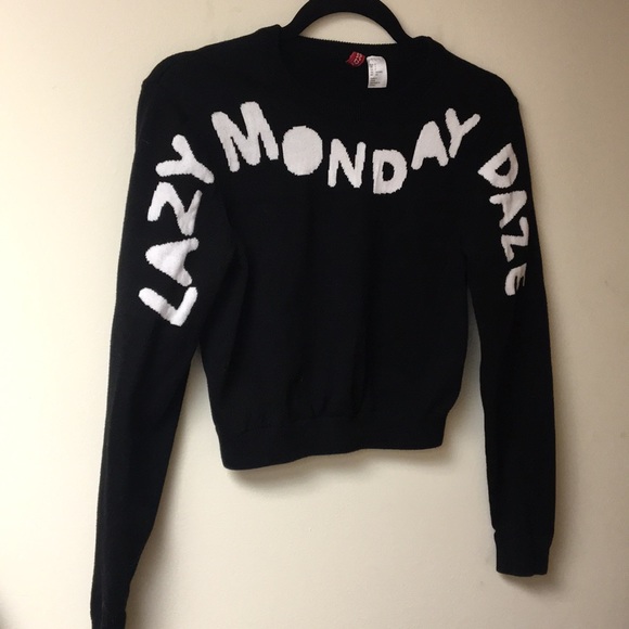 Divided Sweaters - H&M Lazy Monday Daze Cropped Sweater